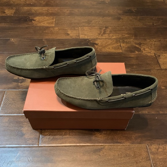 Coach Green Suede - Picture 3 of 6